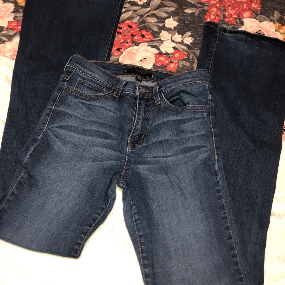 Flying monkey flares
